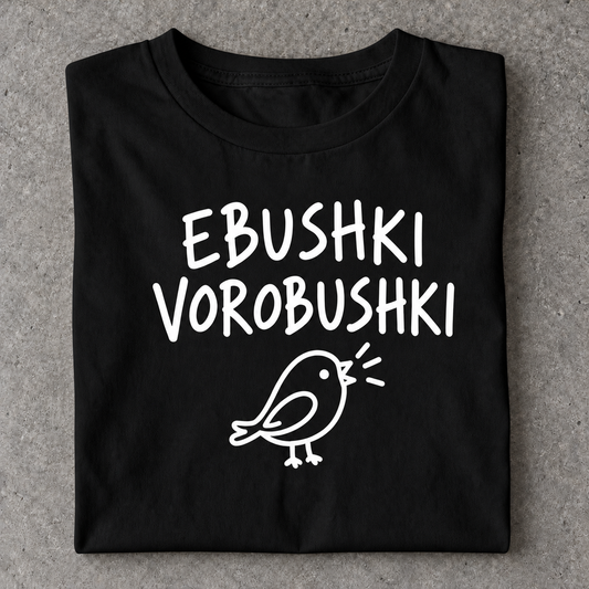 Slavikstyle vorobushki T-Shirt – Schwarz – Flatlay auf Beton