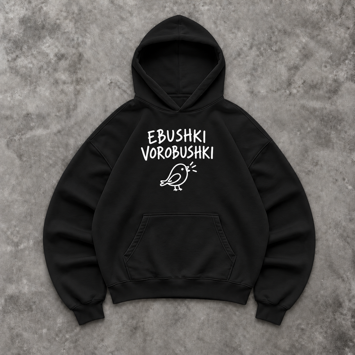 Slavikstyle vorobushki-hoodie – Schwarz – Mockup auf Beton